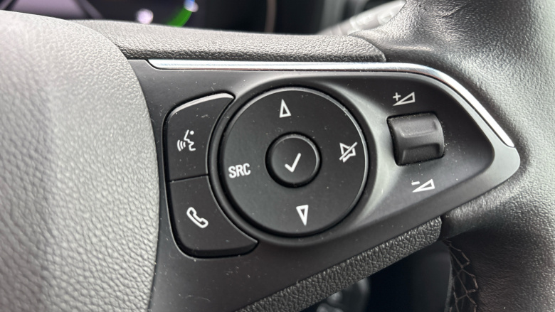 Vauxhall Combo Life 100kW SE 50kWh 5dr Auto Electric Estate